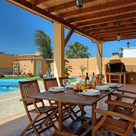 Urbanizacion Fuerteventura Golf Club Sleeps 8 Villa