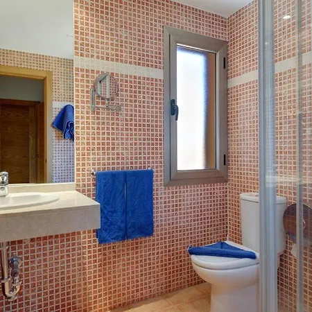 Urbanizacion Fuerteventura Golf Club Sleeps 8 Villa La Guirra